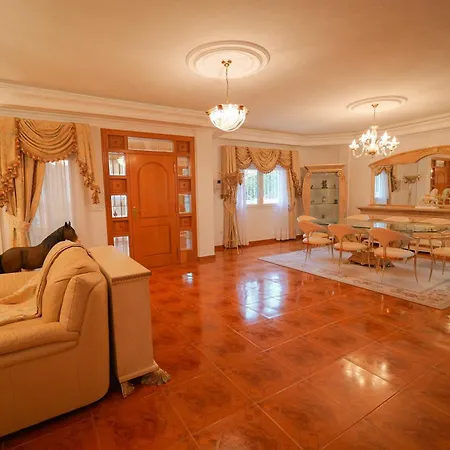Villa Golden Serenity